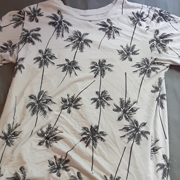 Shirt - Picture 1 of 2